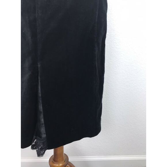 Club Monaco Velvet Buttons Lace Pencil Skirt - Picture 7 of 9